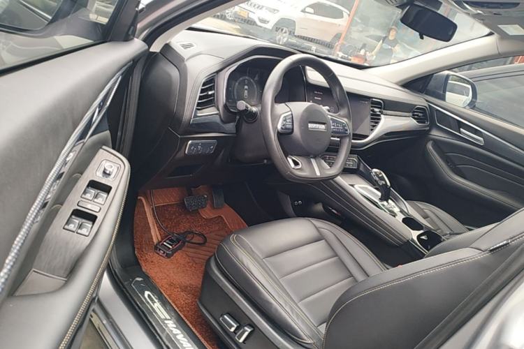 Used Haval F7x 2021 2.0T Two-Wheel Drive Smart & Trendy Edition Driver Seat
