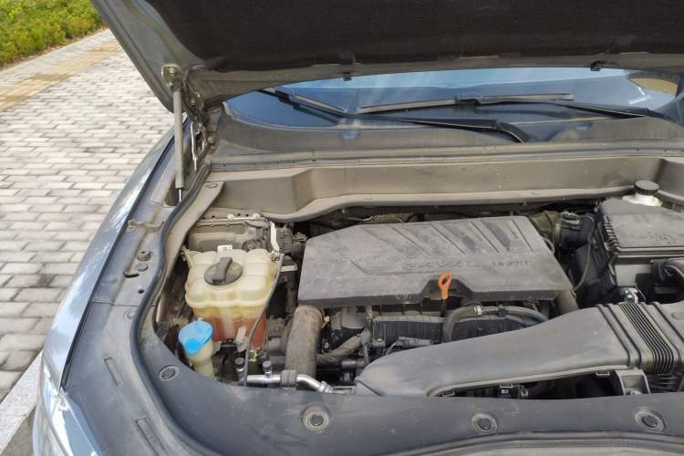 Used Haval F7x 2021 1.5T Two-Wheel Drive Smart & Trendy Edition Engine Bay Right