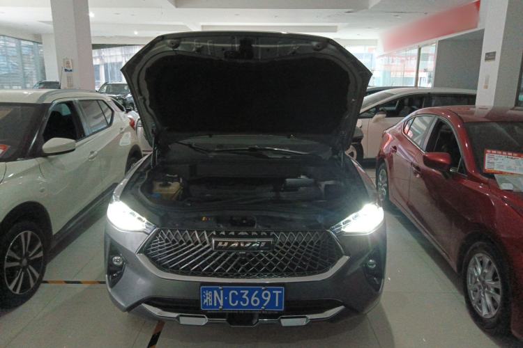 Used Haval F7x 2021 2.0T Two-Wheel Drive Smart & Trendy Edition Engine Bay