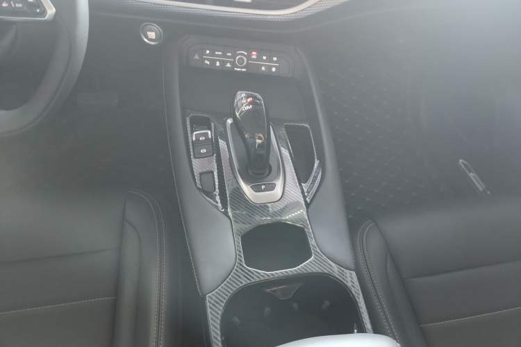 Used Haval F7x 2021 1.5T Two-Wheel Drive Smart & Trendy Edition Gear Lever