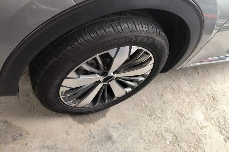 Used Haval F7x 2021 1.5T Two-Wheel Drive Smart & Trendy Edition Left Front Wheel Hub