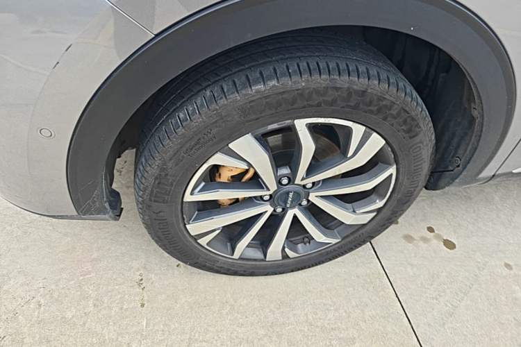 Used Haval F7x 2021 2.0T All-Wheel-Drive Intelligent Performance Version Left Front Wheel Hub
