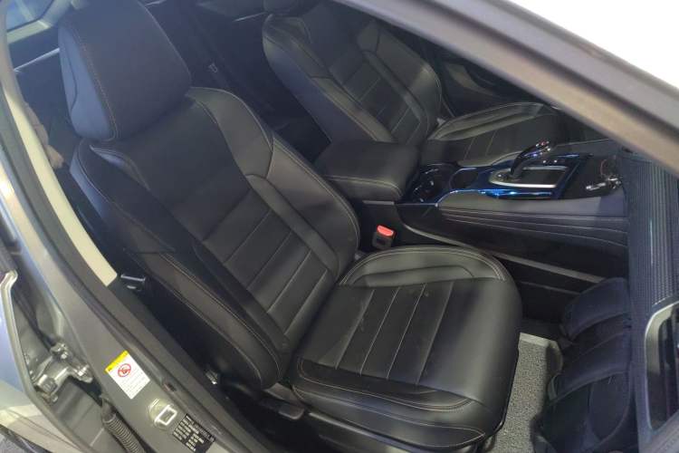 Used Haval F7x 2021 1.5T Two-Wheel Drive Smart & Trendy Edition Right Front Seat