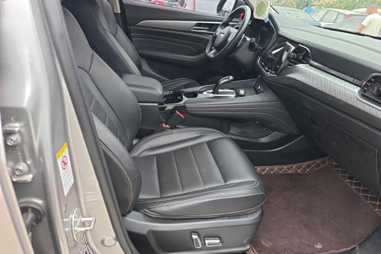 Used Haval F7x 2021 2.0T All-Wheel-Drive Intelligent Performance Version Right Front Seat