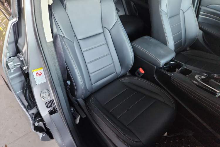Used Haval F7x 2021 1.5T Two-Wheel Drive Smart & Trendy Edition Right Front Seat