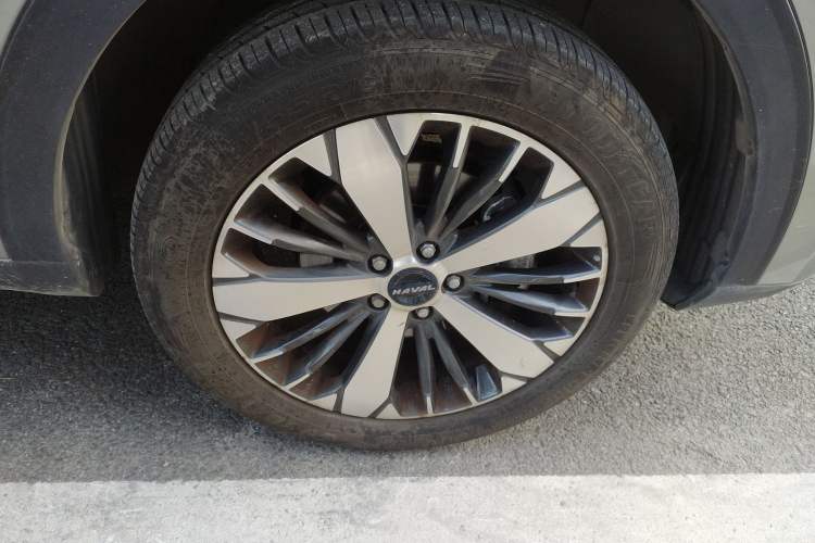 Used Haval F7x 2021 1.5T Two-Wheel Drive Smart & Trendy Edition Right Front Wheel Hub