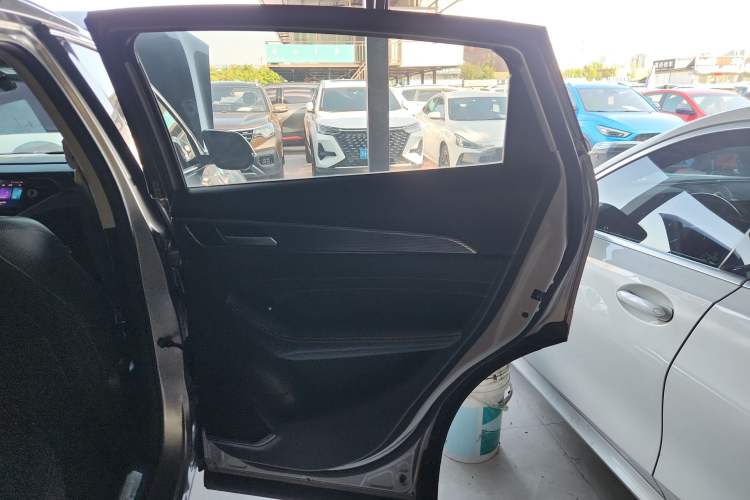 Used Haval F7x 2021 1.5T Two-Wheel Drive Smart & Trendy Edition Right Rear Door Interior