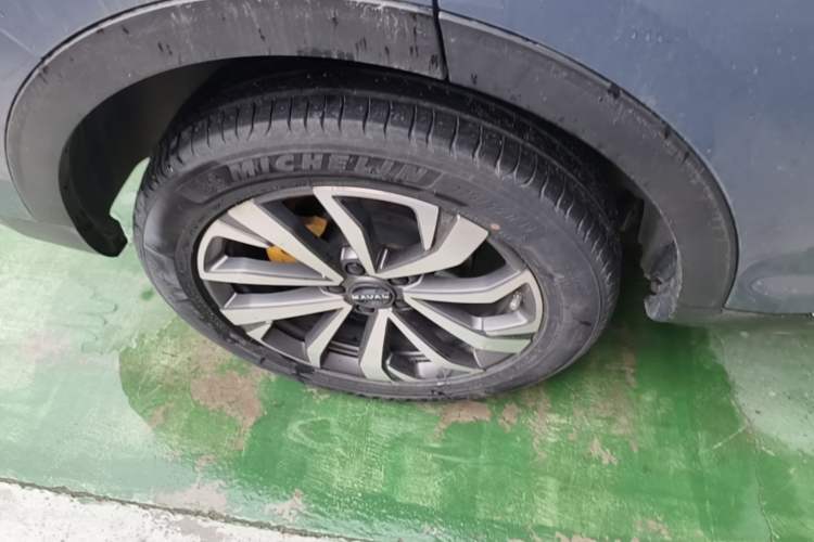 Used Haval F7x 2021 2.0T All-Wheel-Drive Intelligent Performance Version Right Rear Wheel Hub