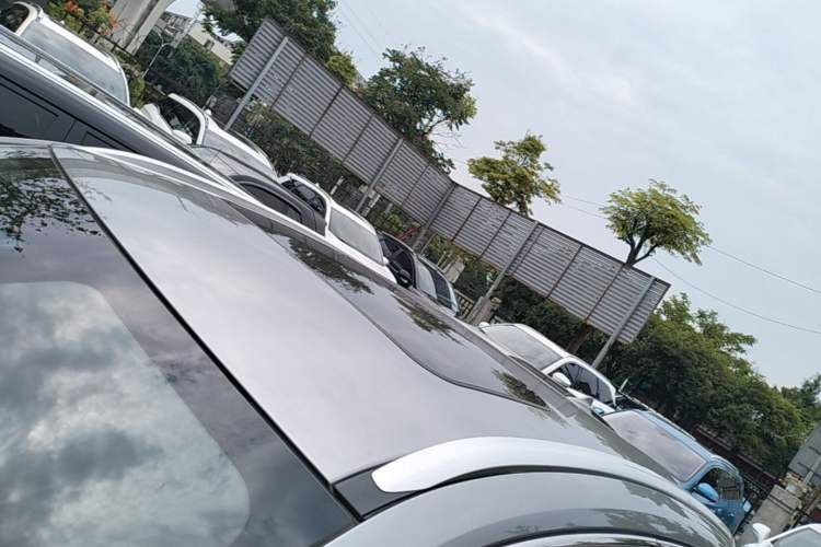 Used Haval F7x 2021 2.0T Two-Wheel Drive Smart & Trendy Edition Roof