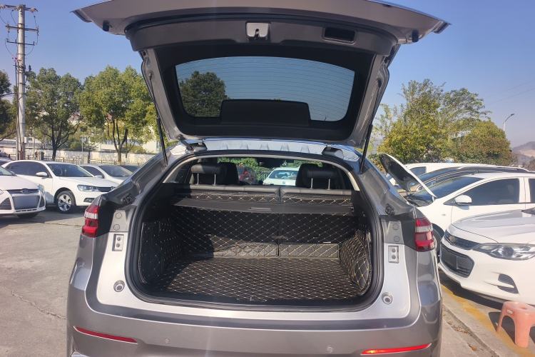 Used Haval F7x 2021 2.0T Two-Wheel Drive Intelligent Technology Edition Trunk