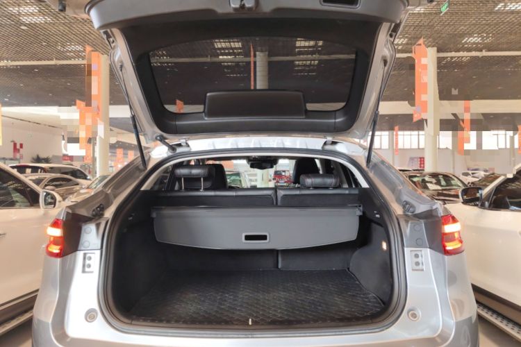 Used Haval F7x 2021 2.0T Two-Wheel Drive Intelligent Technology Edition Trunk