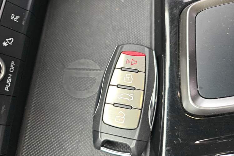 Used Haval F7x 2021 2.0T All-Wheel-Drive Intelligent Performance Version Vehicle Key