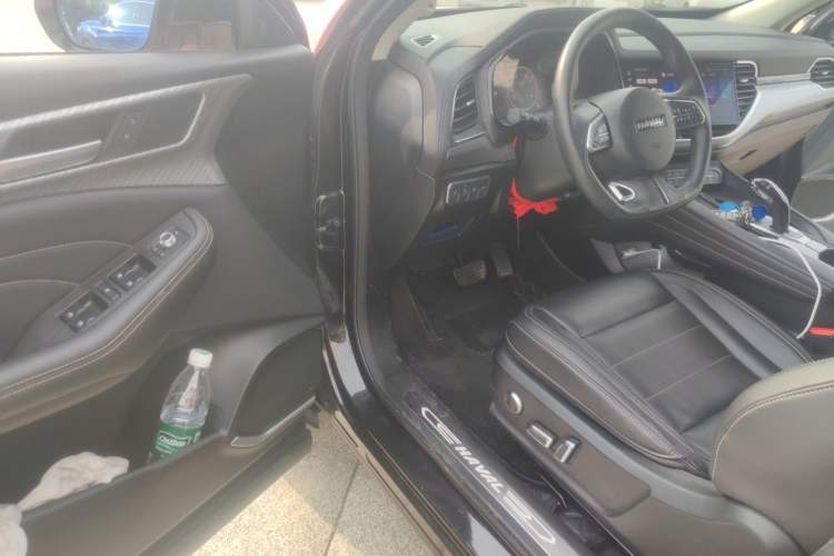 Used Haval F7x 2021 2.0T All-Wheel-Drive Intelligent Performance Version Driver Seat