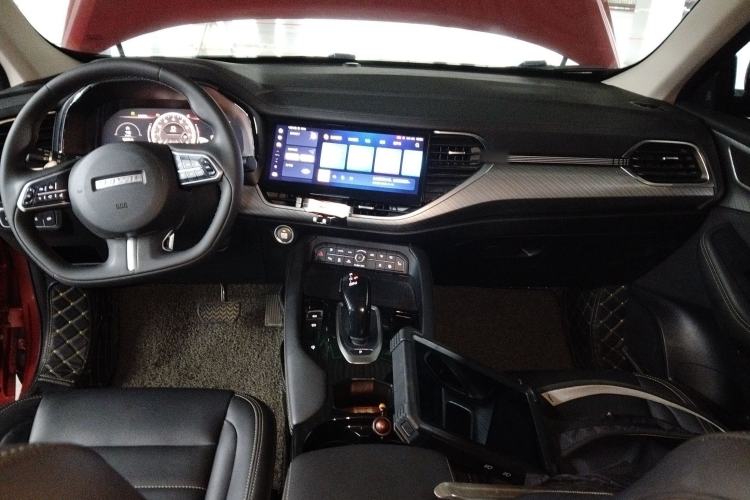 Used Haval F7x 2021 1.5T Two-Wheel Drive Smart Technology Edition Center Console