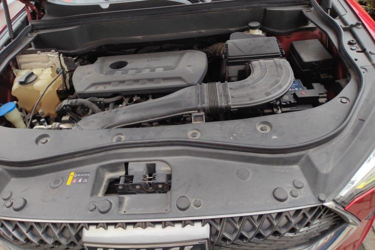 Used Haval F7x 2021 2.0T Two-Wheel Drive Smart & Trendy Edition Engine Bay