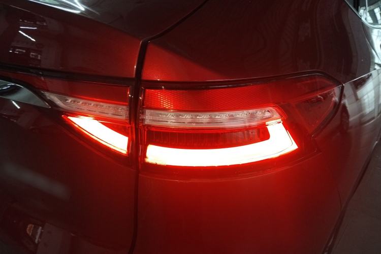 Used Haval F7x 2021 1.5T Two-Wheel Drive Smart Technology Edition Right Rear Taillight