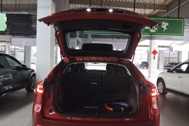 Used Haval F7x 2021 1.5T Two-Wheel Drive Smart Technology Edition Trunk