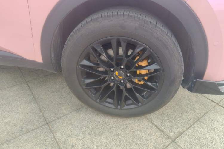 Used Haval F7x 2021 2.0T All-Wheel-Drive Intelligent Performance Version Right Front Wheel Hub
