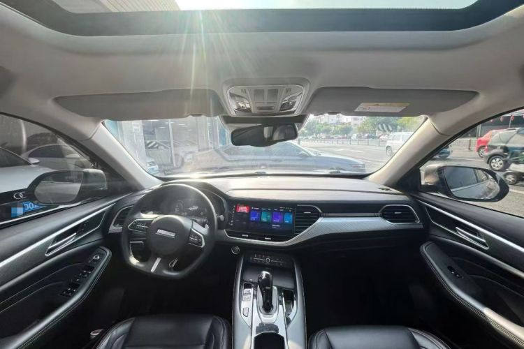 Used Haval F7x 2021 2.0T Two-Wheel Drive Intelligent Technology Edition Center Console