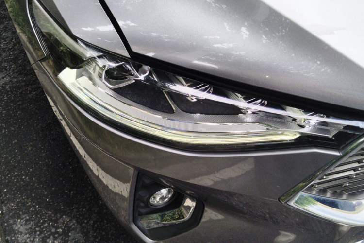 Used Haval F7x 2021 1.5T Two-Wheel Drive Smart Technology Edition Right Front Headlight