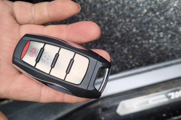 Used Haval F7x 2021 1.5T Two-Wheel Drive Smart Technology Edition Vehicle Key