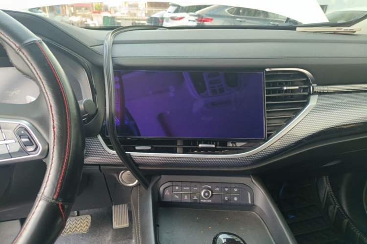 Used Haval F7x 2021 2.0T Two-Wheel Drive Smart & Trendy Edition Audio And AC Panel