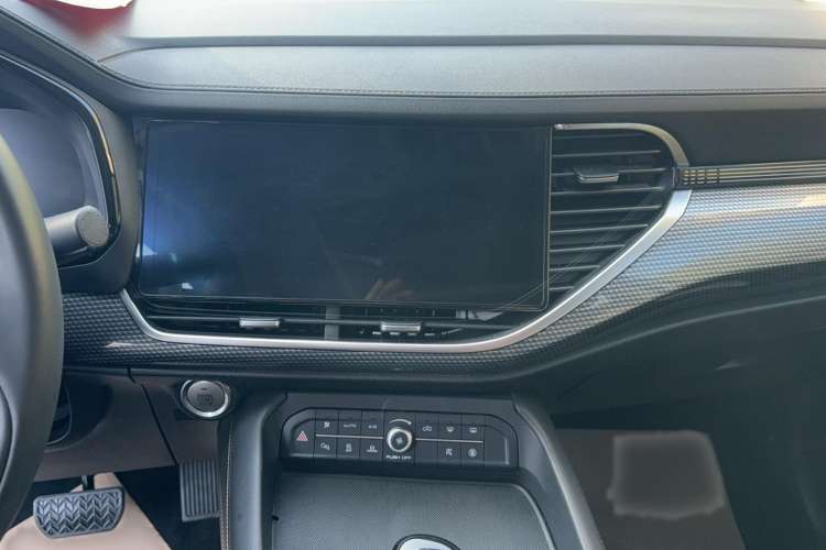 Used Haval F7x 2021 1.5T Two-Wheel Drive Smart & Trendy Edition Audio And AC Panel