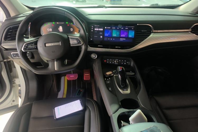 Used Haval F7x 2021 1.5T Two-Wheel Drive Smart Technology Edition Center Console
