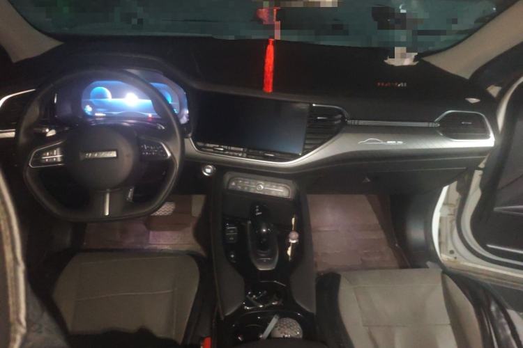 Used Haval F7x 2021 1.5T Two-Wheel Drive Smart Technology Edition Center Console