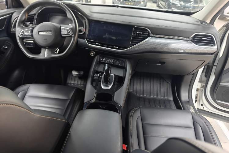 Used Haval F7x 2021 1.5T Two-Wheel Drive Smart & Trendy Edition Center Console