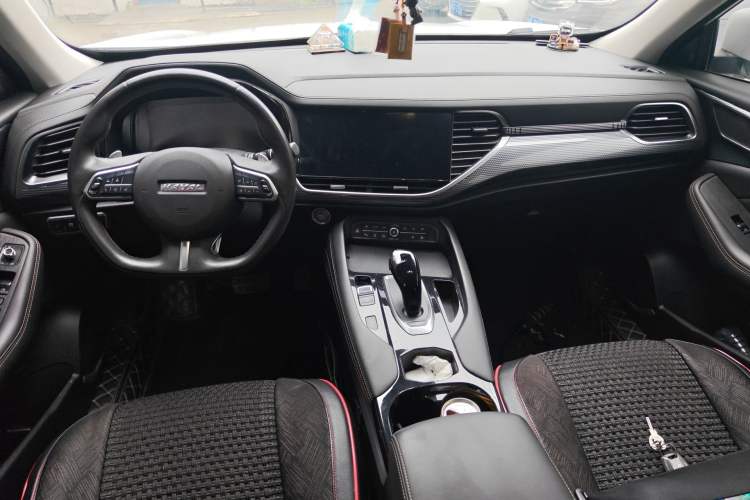 Used Haval F7x 2021 1.5T Two-Wheel Drive Smart & Trendy Edition Center Console