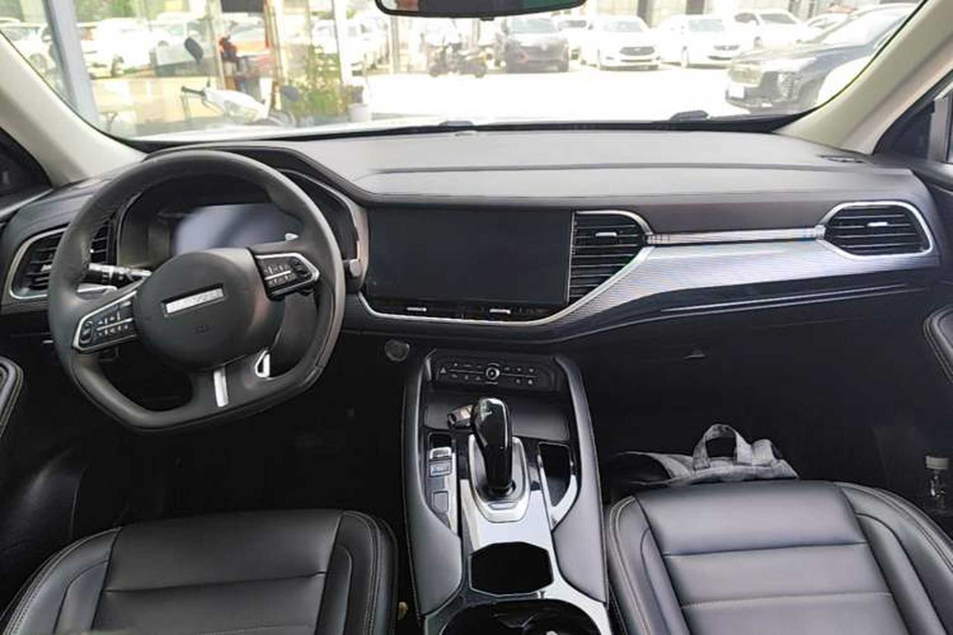 Used Haval F7x 2021 2.0T Two-Wheel Drive Smart & Trendy Edition Center Console