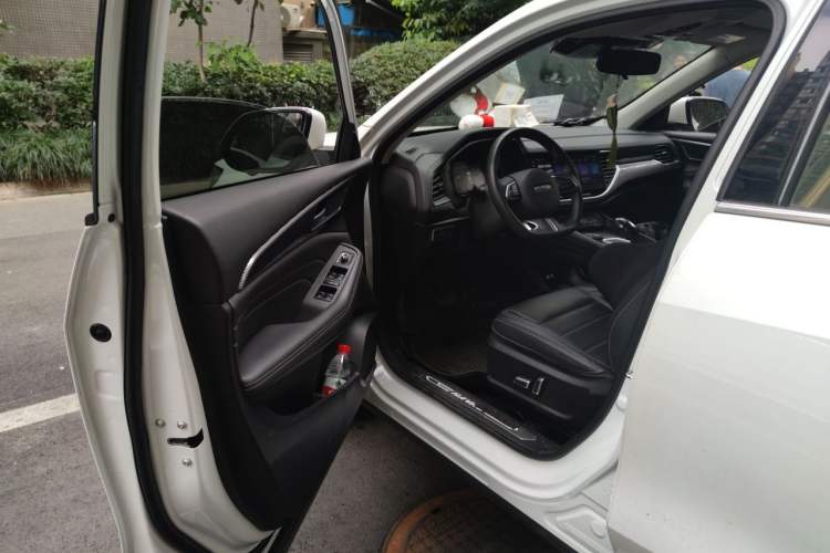 Used Haval F7x 2021 1.5T Two-Wheel Drive Smart & Trendy Edition Driver Seat