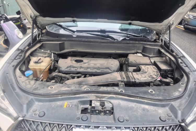Used Haval F7x 2021 2.0T Two-Wheel Drive Smart & Trendy Edition Engine Bay