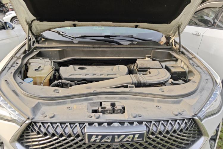 Used Haval F7x 2021 2.0T Two-Wheel Drive Smart & Trendy Edition Engine Bay
