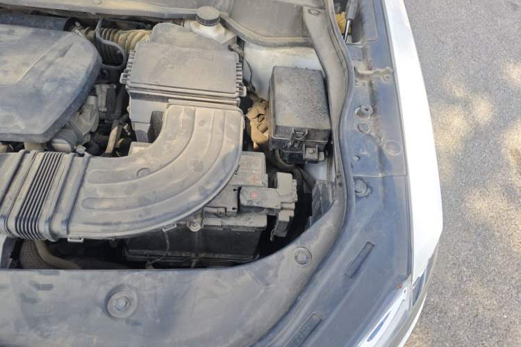 Used Haval F7x 2021 2.0T Two-Wheel Drive Smart & Trendy Edition Engine Bay Left