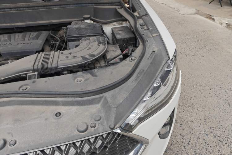 Used Haval F7x 2021 1.5T Two-Wheel Drive Smart & Trendy Edition Engine Bay Left