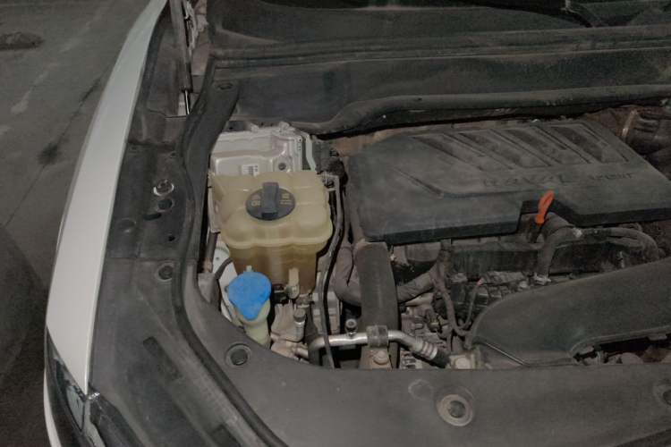 Used Haval F7x 2021 1.5T Two-Wheel Drive Smart Technology Edition Engine Bay Right