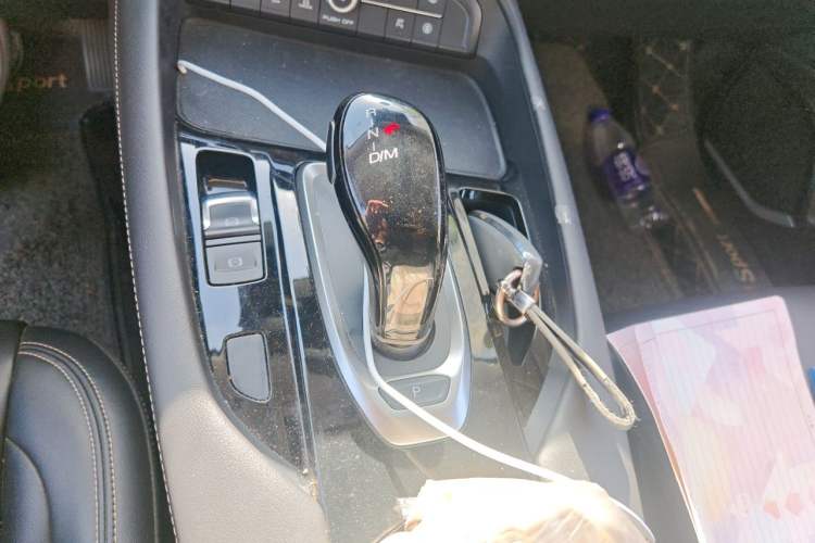 Used Haval F7x 2021 1.5T Two-Wheel Drive Smart & Trendy Edition Gear Lever
