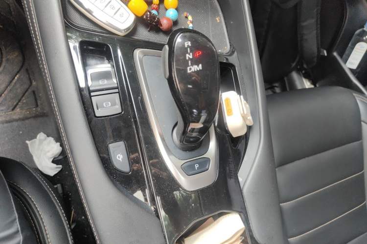 Used Haval F7x 2021 1.5T Two-Wheel Drive Smart Technology Edition Gear Lever
