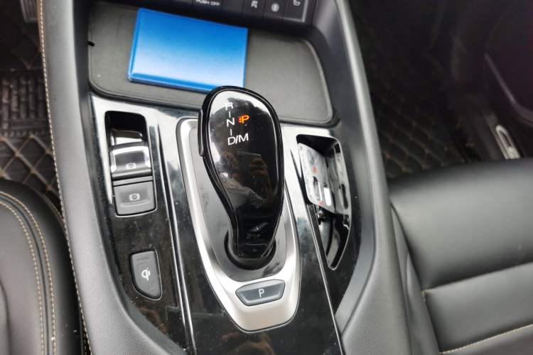 Used Haval F7x 2021 1.5T Two-Wheel Drive Smart Technology Edition Gear Lever