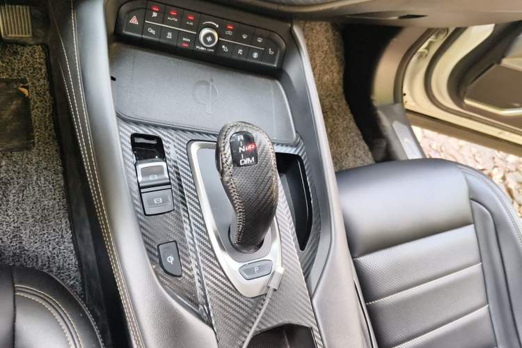 Used Haval F7x 2021 2.0T All-Wheel-Drive Intelligent Performance Version Gear Lever