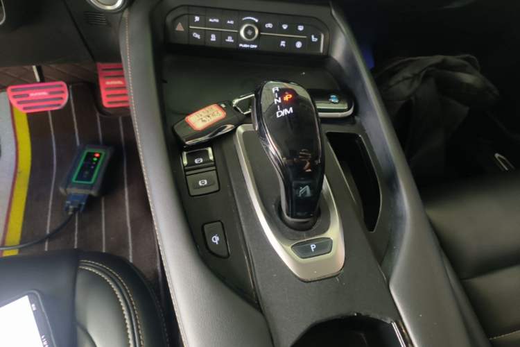 Used Haval F7x 2021 1.5T Two-Wheel Drive Smart Technology Edition Gear Lever