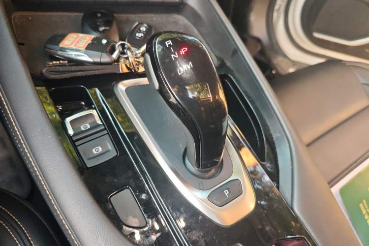 Used Haval F7x 2021 1.5T Two-Wheel Drive Smart & Trendy Edition Gear Lever