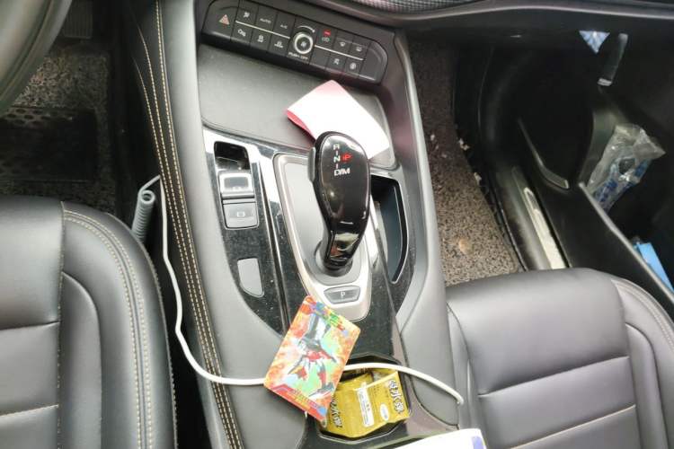Used Haval F7x 2021 1.5T Two-Wheel Drive Smart & Trendy Edition Gear Lever