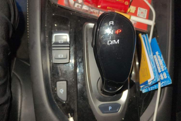 Used Haval F7x 2021 1.5T Two-Wheel Drive Smart Technology Edition Gear Lever