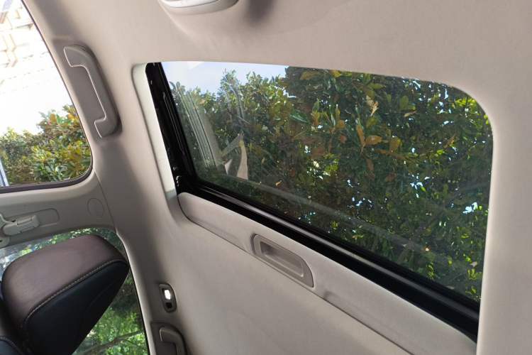 Used Haval F7x 2021 1.5T Two-Wheel Drive Smart & Stylish Lite Version Headliner