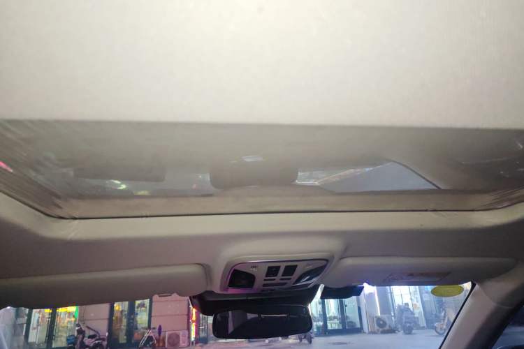 Used Haval F7x 2021 1.5T Two-Wheel Drive Smart & Trendy Edition Headliner