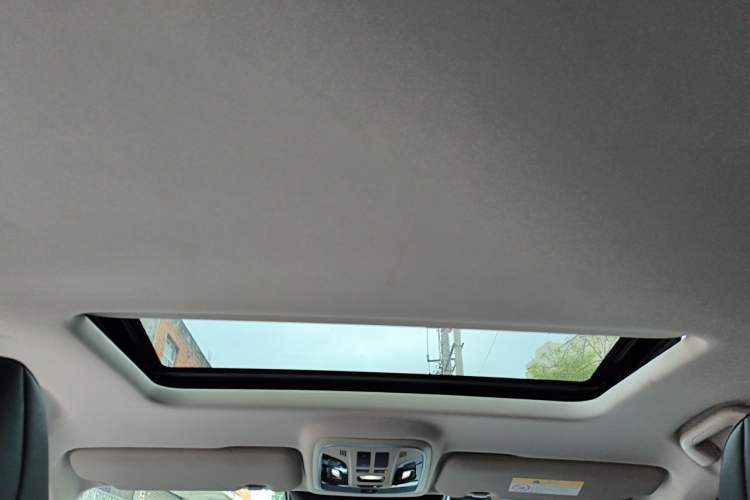 Used Haval F7x 2021 1.5T Two-Wheel Drive Smart & Trendy Edition Headliner