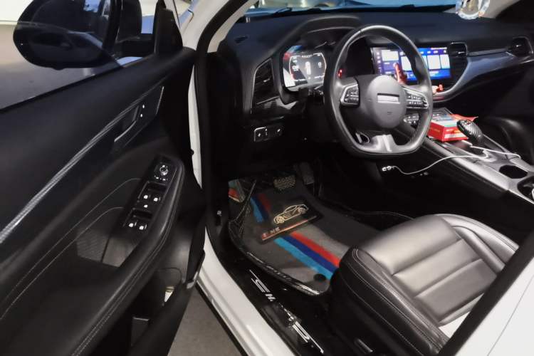 Used Haval F7x 2021 2.0T Two-Wheel Drive Smart & Trendy Edition Interior 3